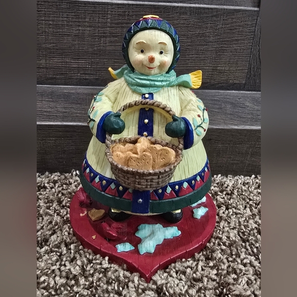 Demdaco Mama With Cookies Figurine Folk Art - Picture 1 of 5